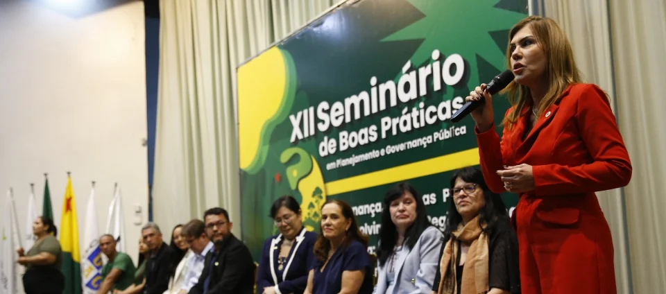 Ufac sedia 12º seminário sobre governança pública e desenvolvimento regional