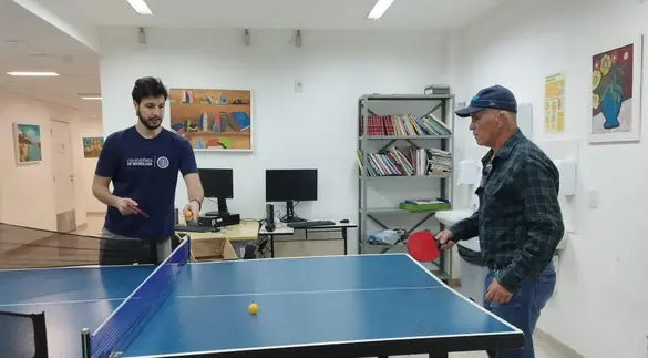 UFJF – Recruta 40 pacientes com Parkinson para estudo com tênis de mesa